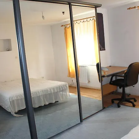 Apartment Apartman Breka *