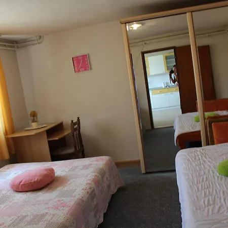 Apartment Apartman Breka *